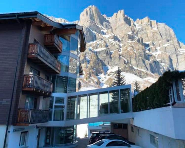 Hotel Viktoria-Leukerbad-Therme エクステリア 写真