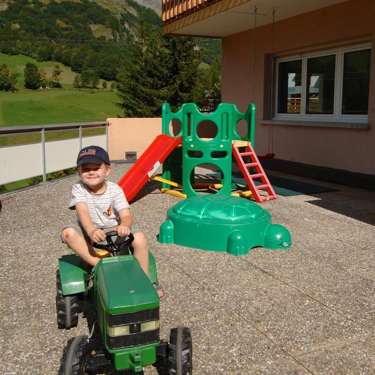 Hotel Viktoria-Leukerbad-Therme エクステリア 写真