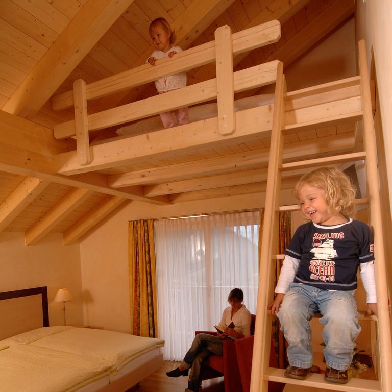 Hotel Viktoria-Leukerbad-Therme エクステリア 写真